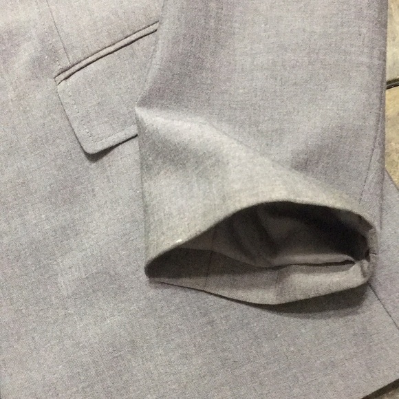 Tahari Author S Levine Gray Size 12 Blazer - Picture 3 of 8